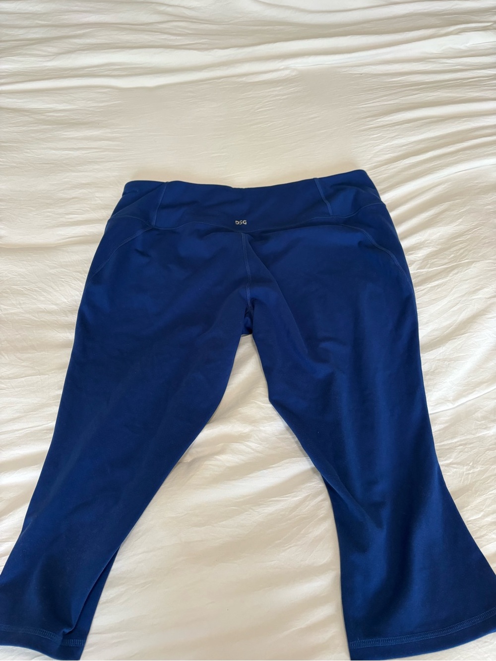 DSG Women Navy Blue Cropped Active Leggings